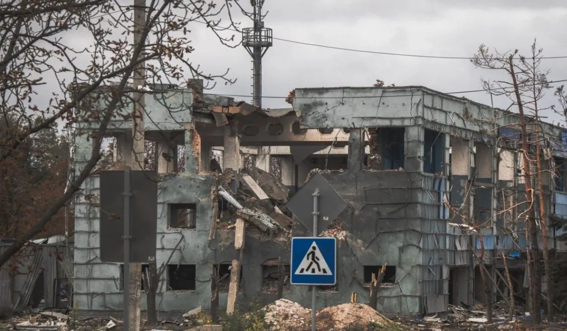 Штурмові дії в міській забудові Курахового: противник намагається прорвати оборону