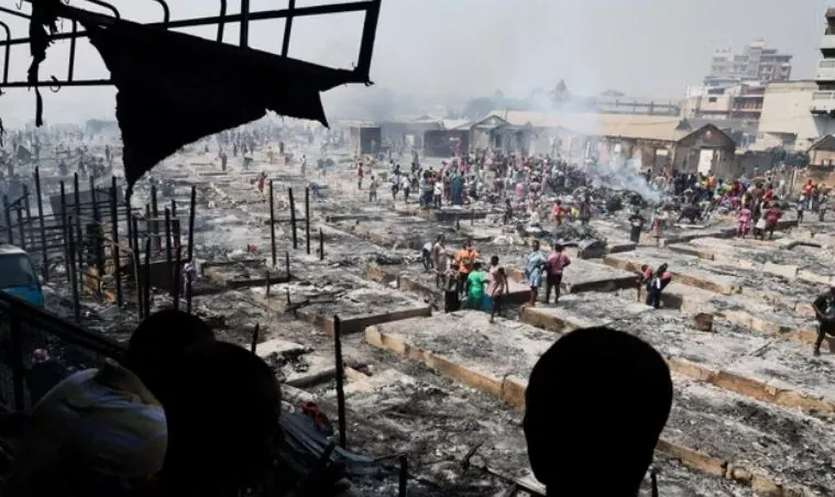 Fire in Accra destroys Ghana's largest used clothing market