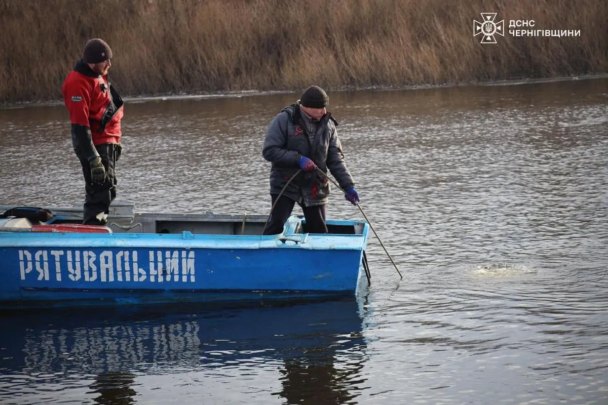 На Чернігівщині вже кілька днів шукають зниклого на річці 7-річного хлопчика: залучили дрони