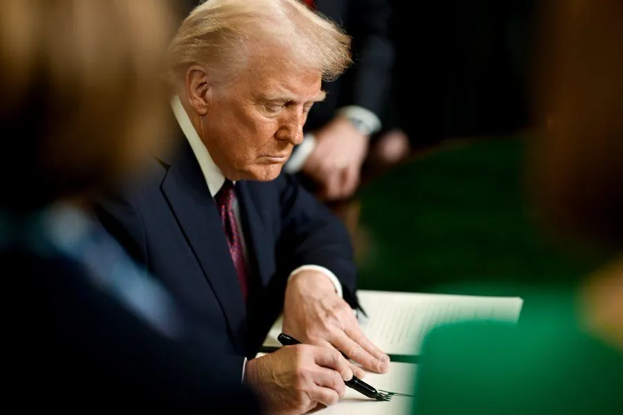 Trump pardons Capitol stormtroopers on first day of presidency Trump pardons Capitol stormtroopers on first day of presidency