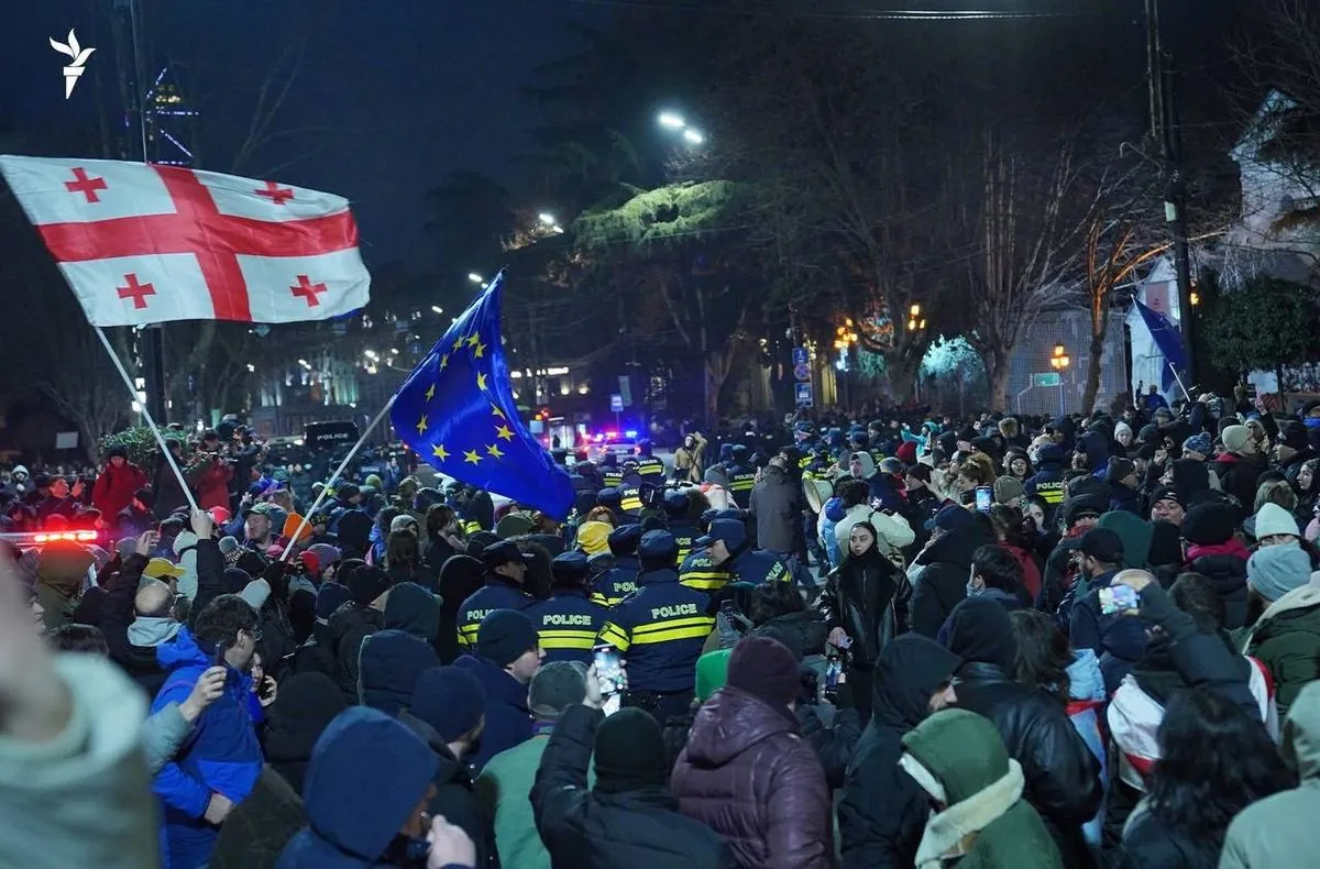 Protest in Tbilisi: police detain demonstrators near parliament