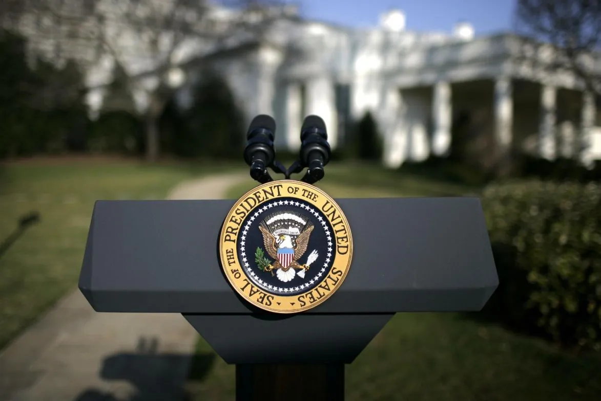 После указа Трампа ФБР раскрыло скрытые файлы об убийстве Кеннеди После указа Трампа ФБР раскрыло скрытые файлы об убийстве Кеннеди