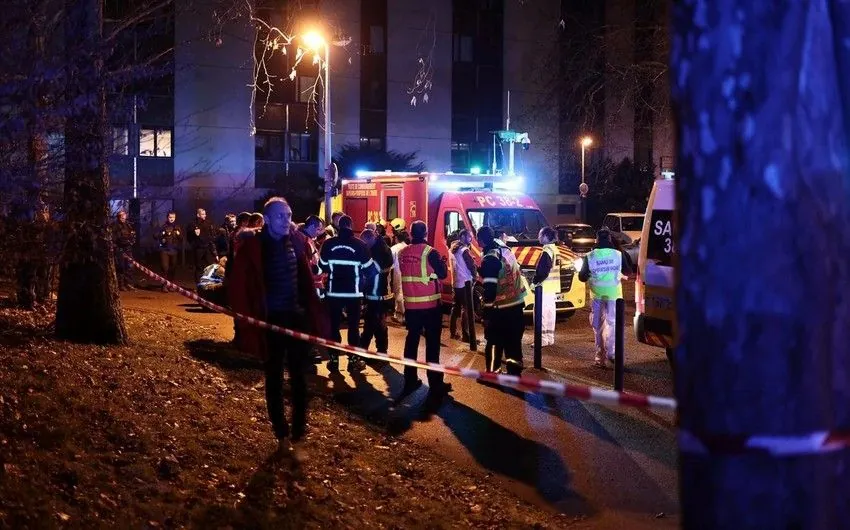 Explosion in a restaurant in Grenoble, France, injures 12 people Explosion in a restaurant in Grenoble, France, injures 12 people