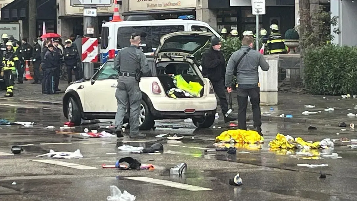 Количество пострадавших от наезда авто в Мюнхене возросло до 36: среди них ребенок Количество пострадавших от наезда авто в Мюнхене возросло до 36: среди них ребенок