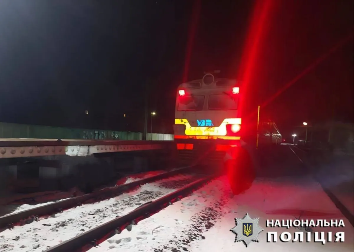 Трагедія на Київщині: під колесами електропотяга загинув чоловік Трагедія на Київщині: під колесами електропотяга загинув чоловік