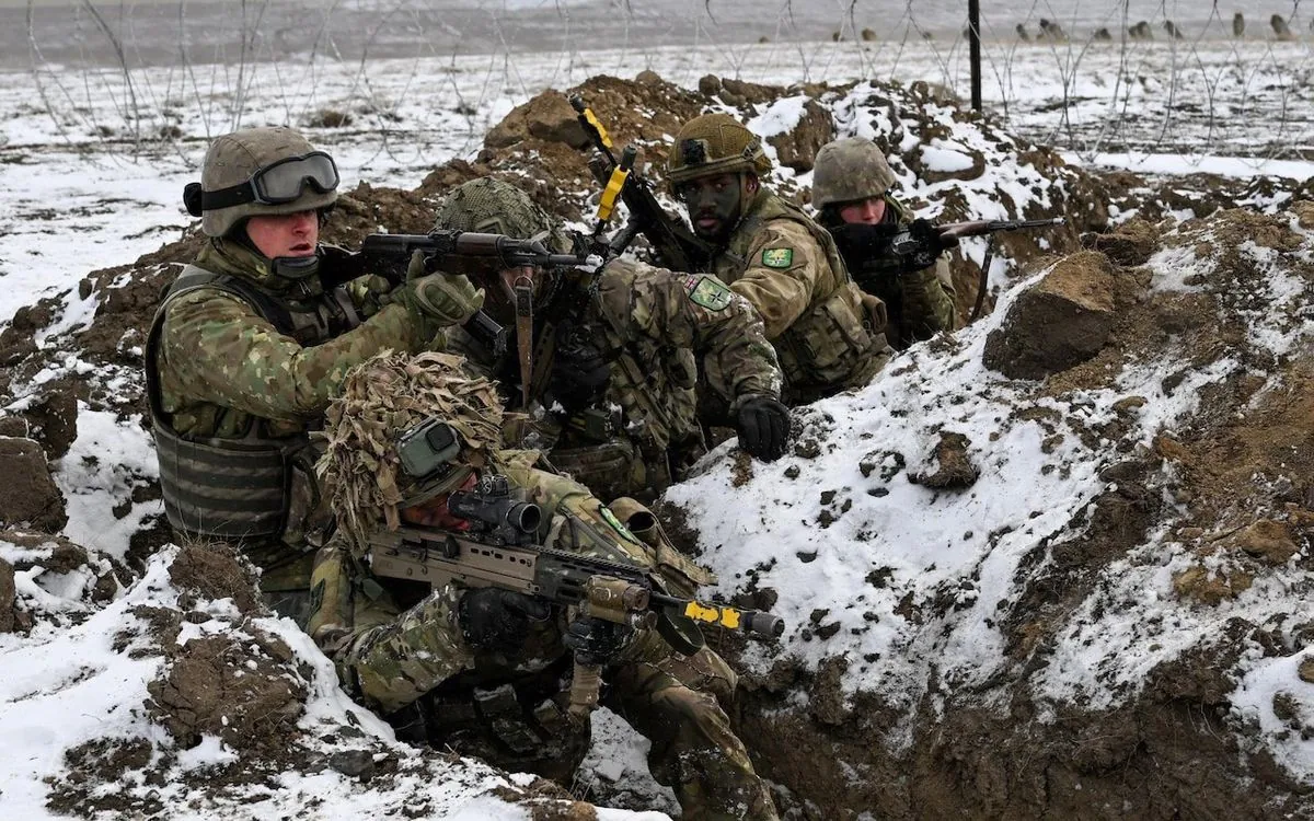 Прем'єр Британії запропонує Трампу план розміщення 30 тисяч військових ЄС в Україні