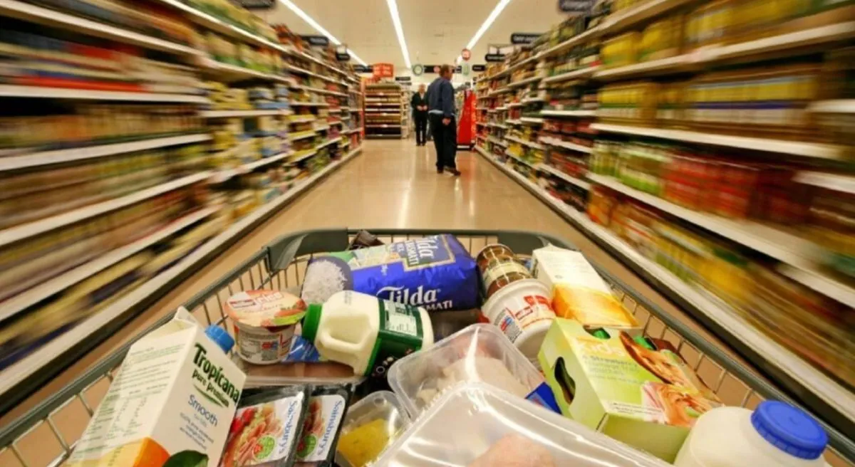 76% українців стали витрачати більше за останній рік – опитування 76% українців стали витрачати більше за останній рік – опитування