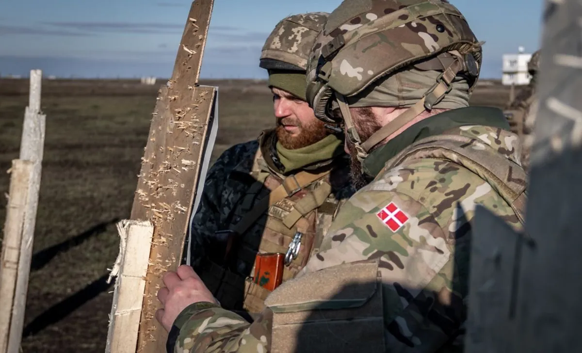 Данці підтримують відправку своїх військових в Україну як миротворців - соцопитування Данці підтримують відправку своїх військових в Україну як миротворців - соцопитування