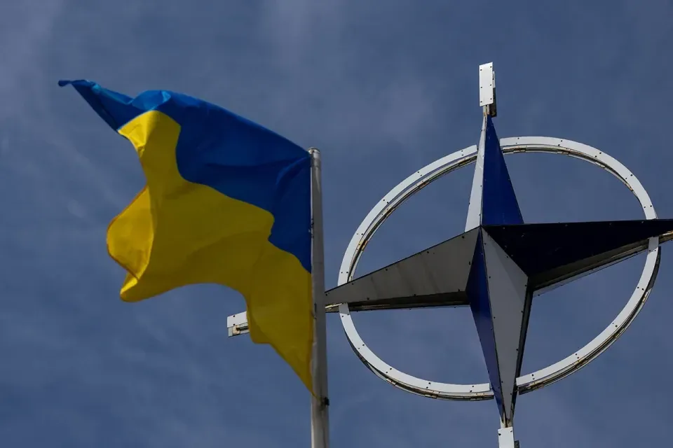 НАТО является самым дешевым вариантом гарантий безопасности для Украины - Зеленский НАТО является самым дешевым вариантом гарантий безопасности для Украины - Зеленский