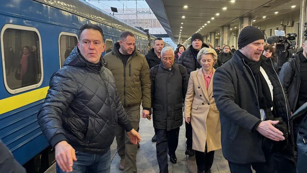 Фон дер Ляєн та Кошта прибули до Києва у річницю вторгнення рф Фон дер Ляєн та Кошта прибули до Києва у річницю вторгнення рф