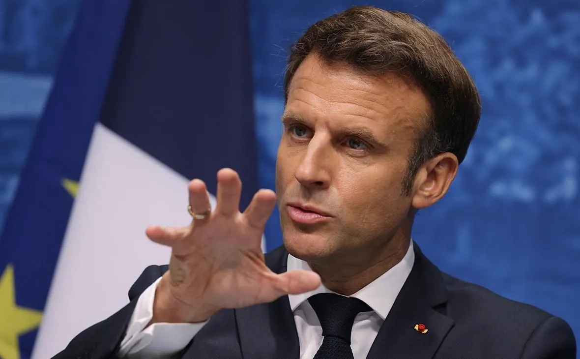 Macron holds urgent talks with Zelensky and Trump after incident in the US