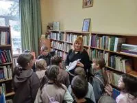 Книги, которые лечат: библиотека в Киевской области помогает детям преодолевать тревожность