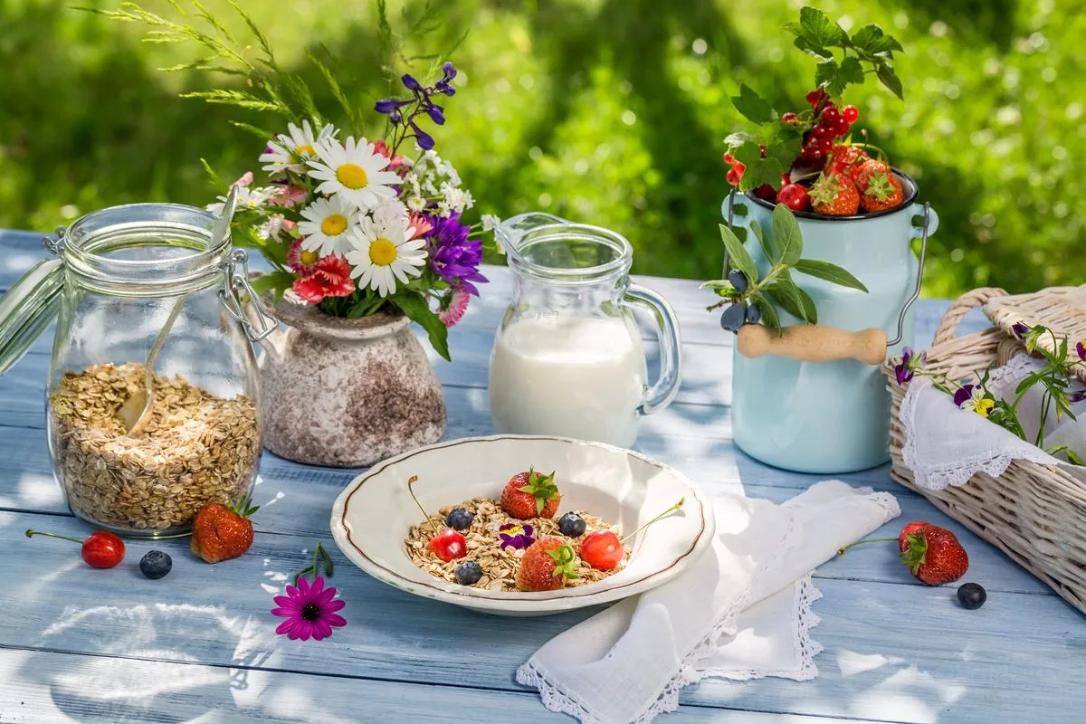 Secrets of balanced nutrition in spring: what a nutritionist recommends