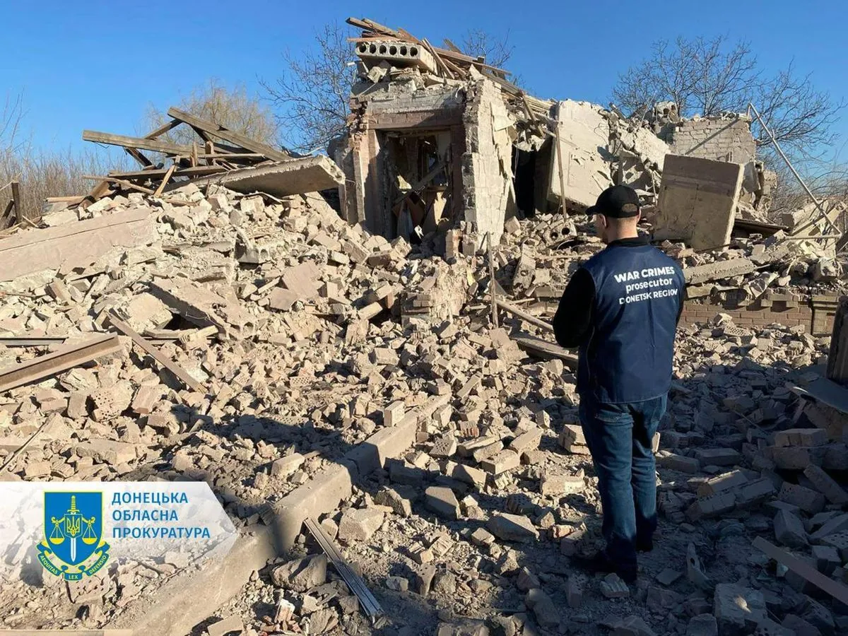 росіяни вночі вдарили з авіації по Донеччині: серед поранених троє дітей росіяни вночі вдарили з авіації по Донеччині: серед поранених троє дітей