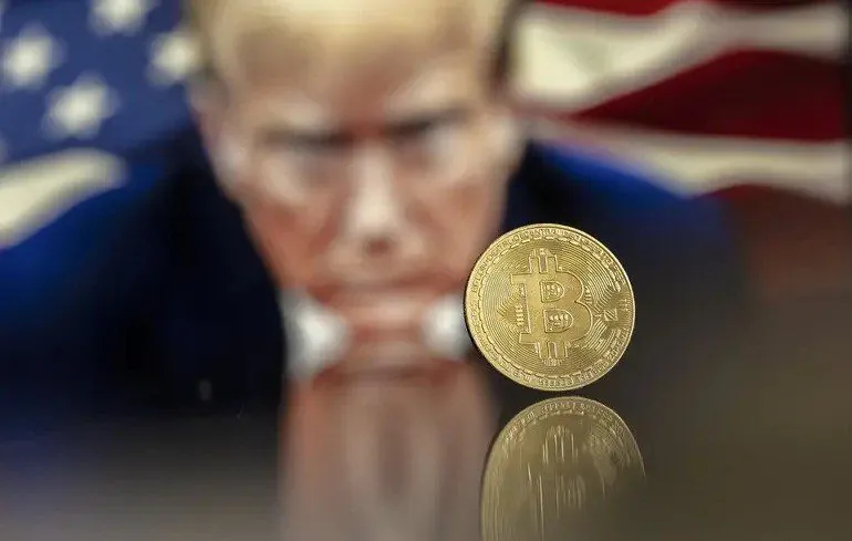 Трамп провів перший в історії саміт із криптовалют, але біткоїн це не врятувало Трамп провів перший в історії саміт із криптовалют, але біткоїн це не врятувало