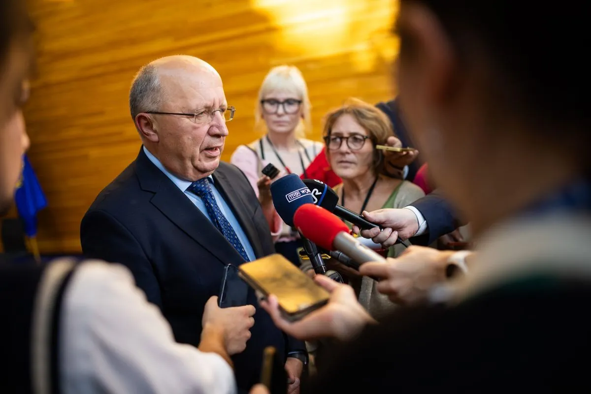 Єврокомісар про пакет допомоги на 20 млрд євро для України: це орієнтовна сума, може бути менше Єврокомісар про пакет допомоги на 20 млрд євро для України: це орієнтовна сума, може бути менше