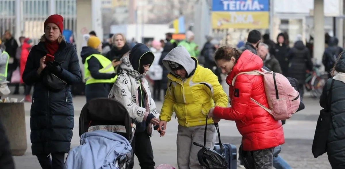 ЄС надав тимчасовий захист 4,3 млн українцям: які країни прийняли найбільше ЄС надав тимчасовий захист 4,3 млн українцям: які країни прийняли найбільше