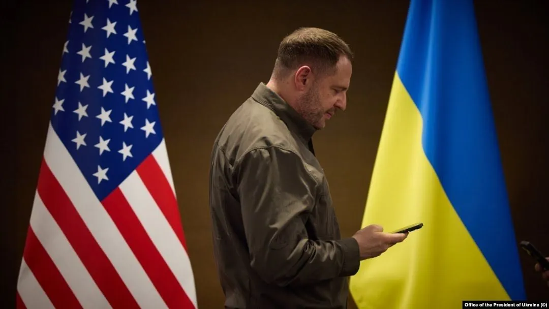 Коли американські партнери "вважатимуть це зручним"- Єрмак про дату підписання ресурсної угоди Коли американські партнери "вважатимуть це зручним"- Єрмак про дату підписання ресурсної угоди