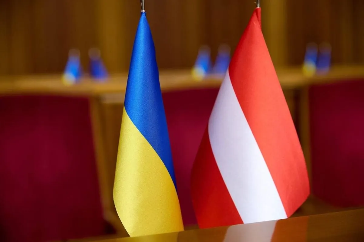 Австрія виділить додаткові 2 мільйони євро на ініціативу "Зерно з України" Австрія виділить додаткові 2 мільйони євро на ініціативу "Зерно з України"