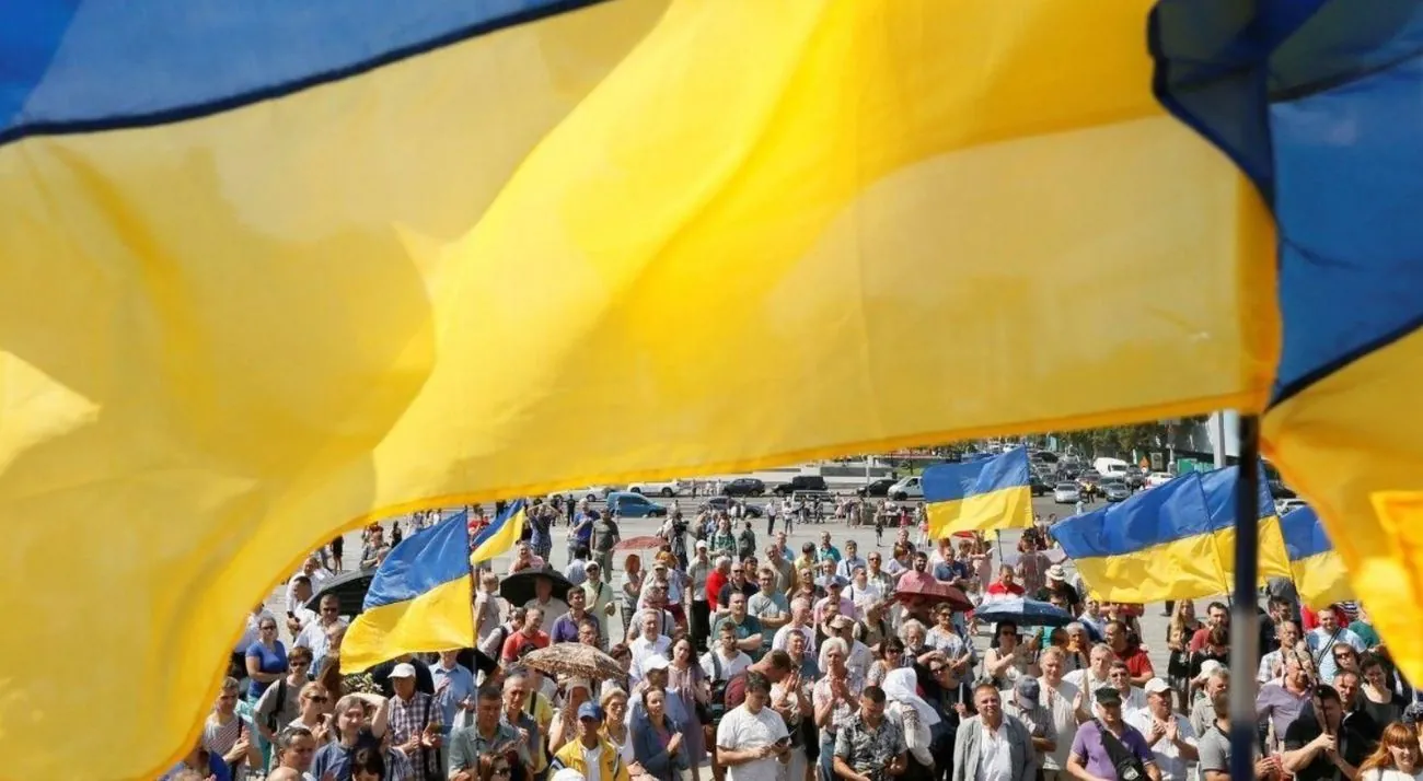 Уровень доверия украинцев к должностным лицам и политикам остается низким - Центр Разумкова Уровень доверия украинцев к должностным лицам и политикам остается низким - Центр Разумкова