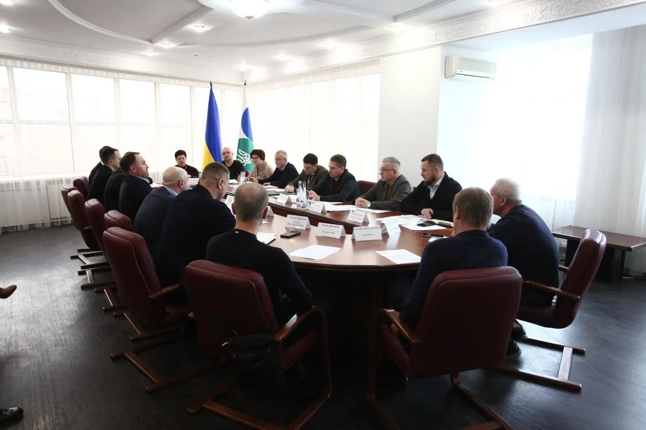 Плюс 20% у бюджет від акцизу і боротьба зі "схемами": Кравченко зустрівся з гравцями алкогольної галузі Плюс 20% у бюджет від акцизу і боротьба зі "схемами": Кравченко зустрівся з гравцями алкогольної галузі