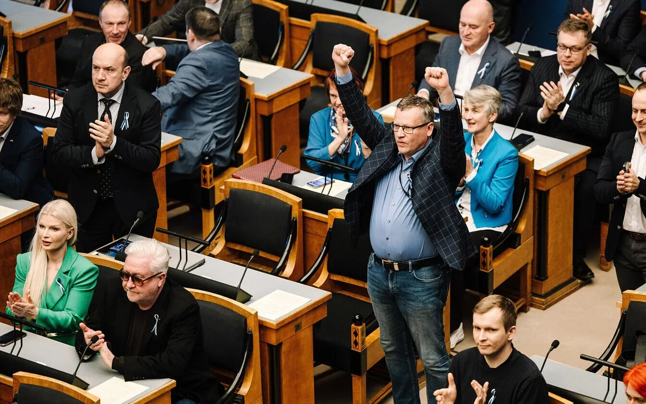 В Естонії позбавили права голосу громадян рф та білорусі на місцевих виборах В Естонії позбавили права голосу громадян рф та білорусі на місцевих виборах