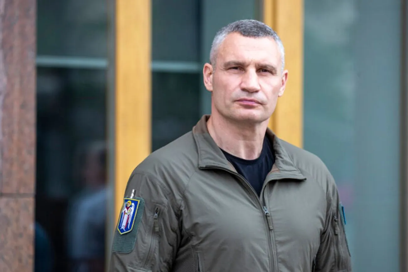 Віталій Кличко задекларував понад 1,2 млн грн зарплати та білий рояль Віталій Кличко задекларував понад 1,2 млн грн зарплати та білий рояль
