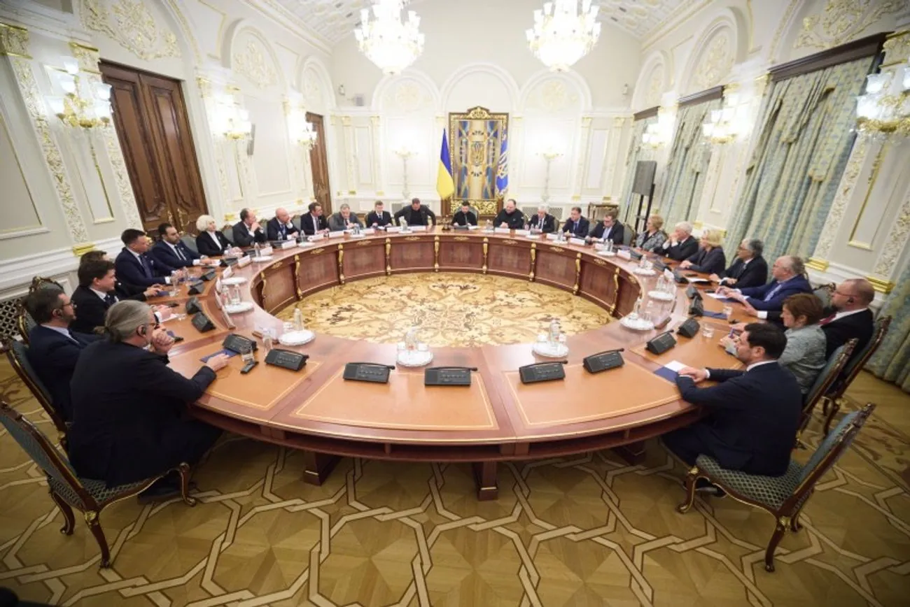 Європа не забуде: Зеленський зустрівся з міжнародними партнерами в річницю звільнення Бучі Європа не забуде: Зеленський зустрівся з міжнародними партнерами в річницю звільнення Бучі