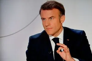 Macron demands 30-day truce in Ukraine "on land, at sea and in the air" - Le Figaro
