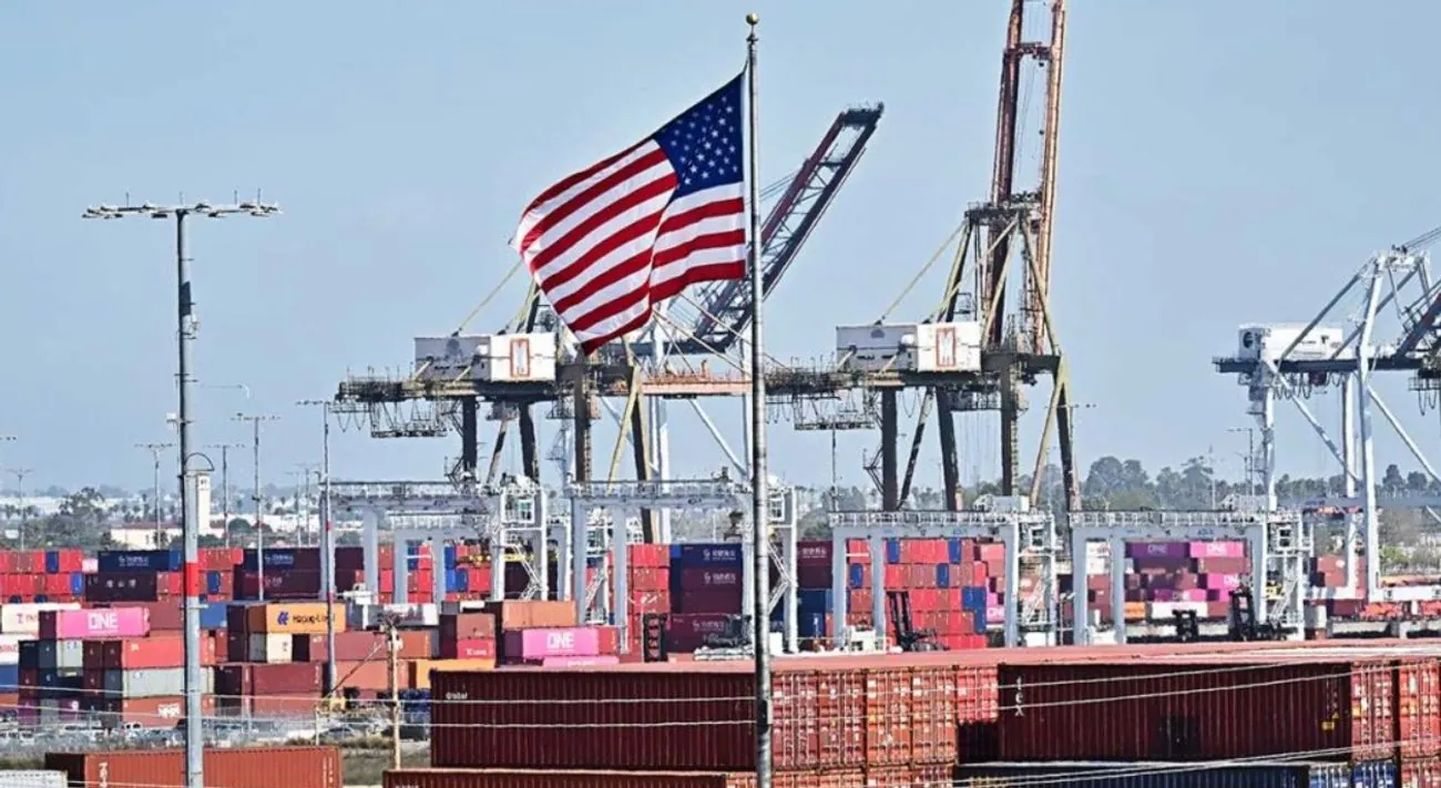 "Вижив, одужує": Трамп назвав США після введення драконських мит пацієнтом, що пережив операцію "Вижив, одужує": Трамп назвав США після введення драконських мит пацієнтом, що пережив операцію
