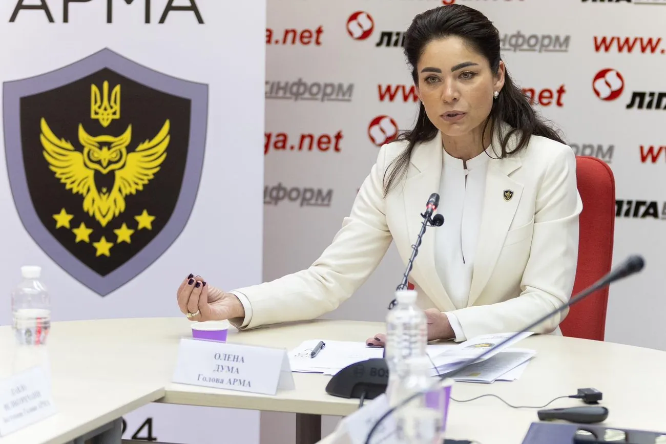 “Мамкині досягнення”: Дума досі вписує яхту медведчука в успішні кейси АРМА “Мамкині досягнення”: Дума досі вписує яхту медведчука в успішні кейси АРМА