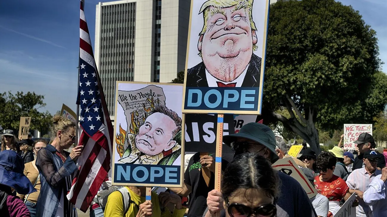 У США планують 1200 акцій протесту проти Трампа та Маска - Reuters У США планують 1200 акцій протесту проти Трампа та Маска - Reuters