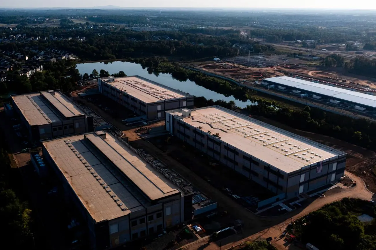 Amazon, Google, and Microsoft Use Tons of Water in Already Arid Regions of the World Amazon, Google, and Microsoft Use Tons of Water in Already Arid Regions of the World