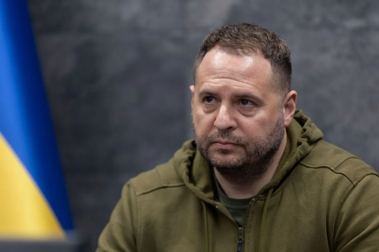 Єрмак подякував Келлогу за підтримку позиції, що вогонь має бути припинений повністю Єрмак подякував Келлогу за підтримку позиції, що вогонь має бути припинений повністю