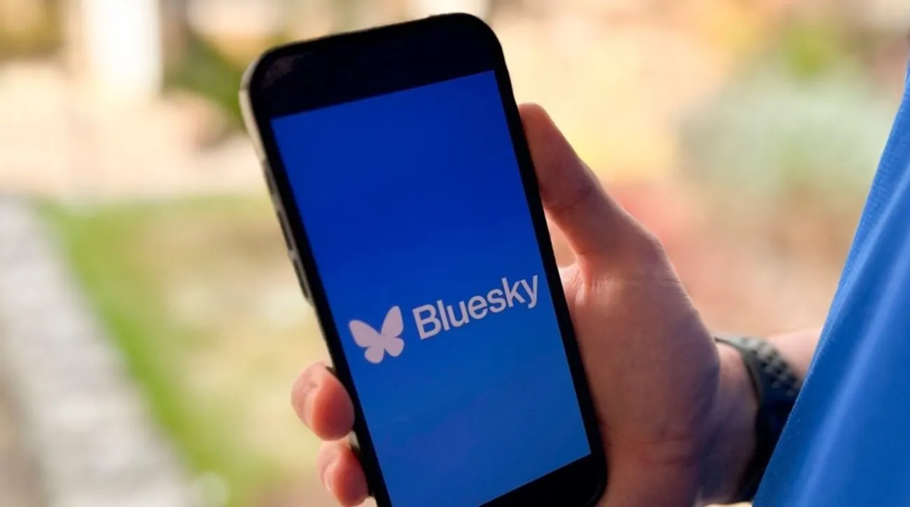 Bluesky оновила сторінку пошуку та перелік емодзі у приватних повідомленнях Bluesky оновила сторінку пошуку та перелік емодзі у приватних повідомленнях