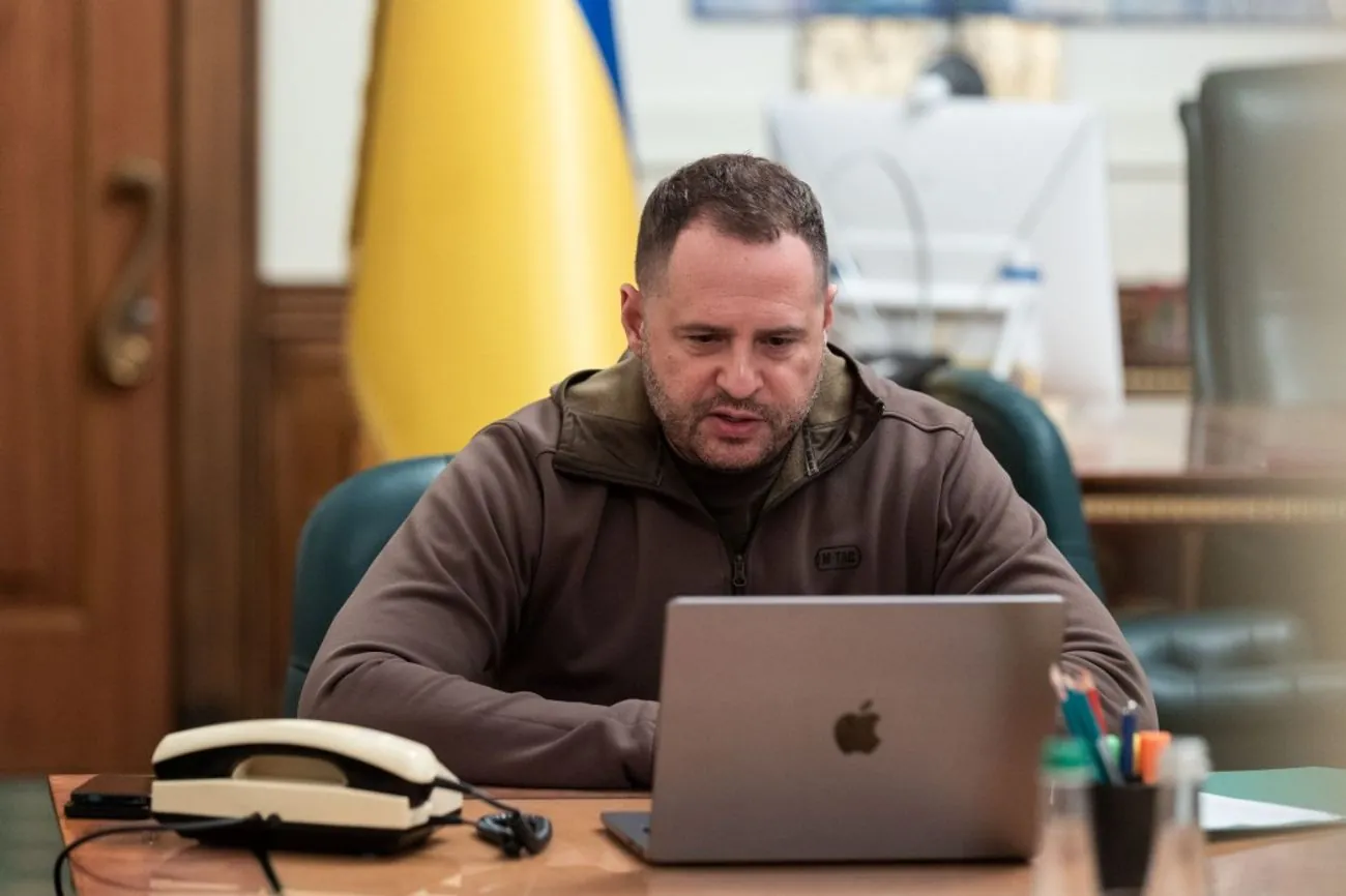 Єрмак обговорив з радниками Франції та Британії подальші кроки в межах "Коаліції рішучих" Єрмак обговорив з радниками Франції та Британії подальші кроки в межах "Коаліції рішучих"