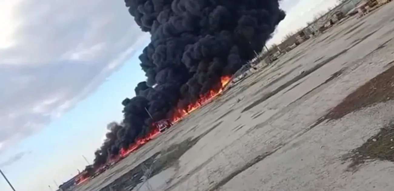 A large-scale fire broke out near the airport in Saratov, smoke is rising