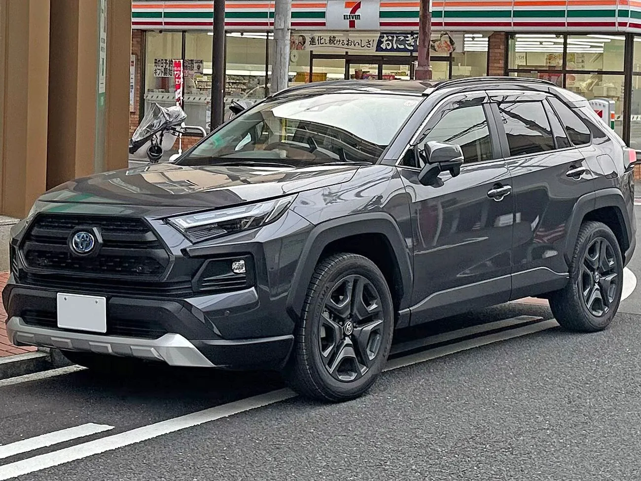 Сірий - у тренді: названо найпопулярніші кольори нових авто в Україні Сірий - у тренді: названо найпопулярніші кольори нових авто в Україні