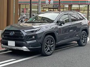 Сірий - у тренді: названо найпопулярніші кольори нових авто в Україні