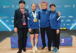 Українка Ольга Івженко виборола "золото" та "бронзу" на Чемпіонаті Європи з важкої атлетики