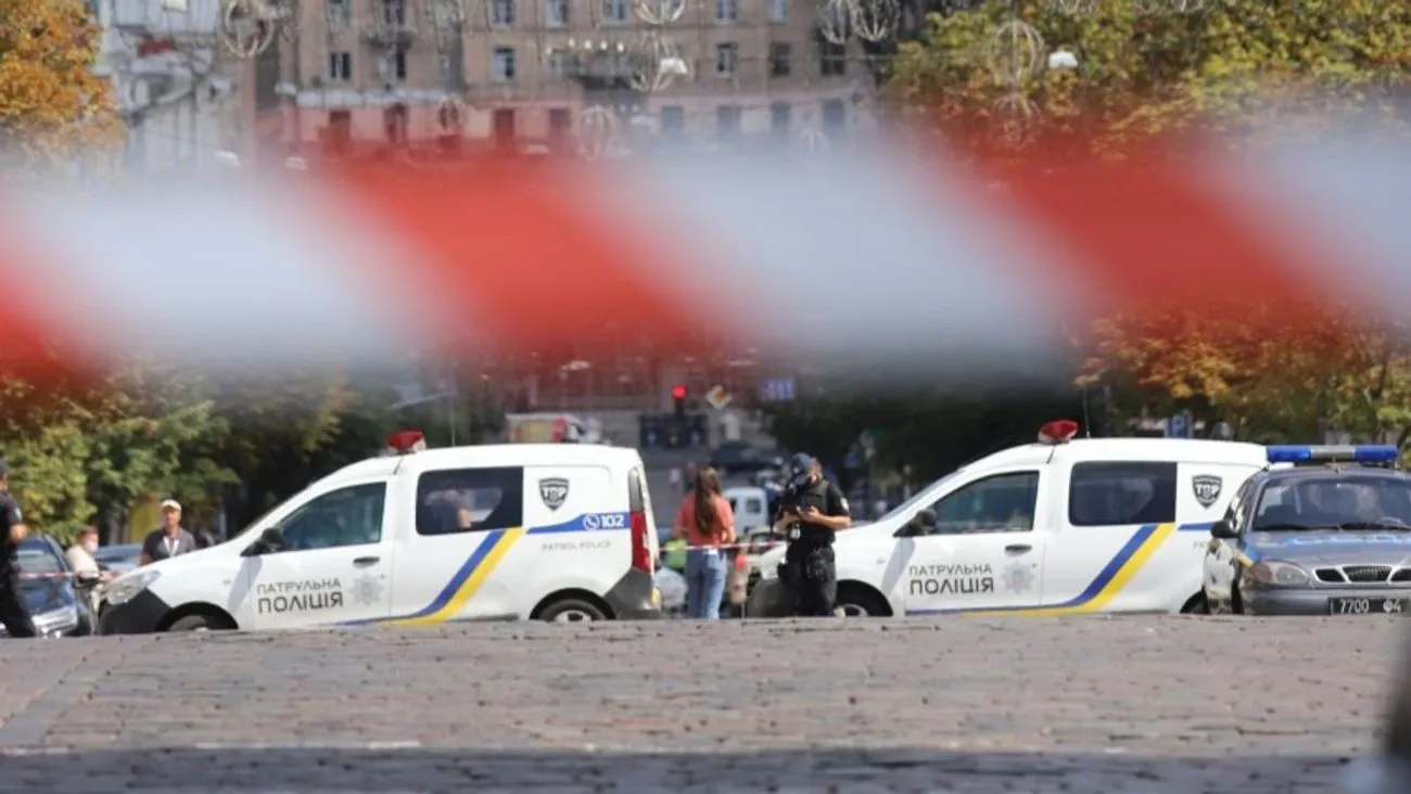 У Києві на Хрещатику обмежать рух транспорту: графік У Києві на Хрещатику обмежать рух транспорту: графік