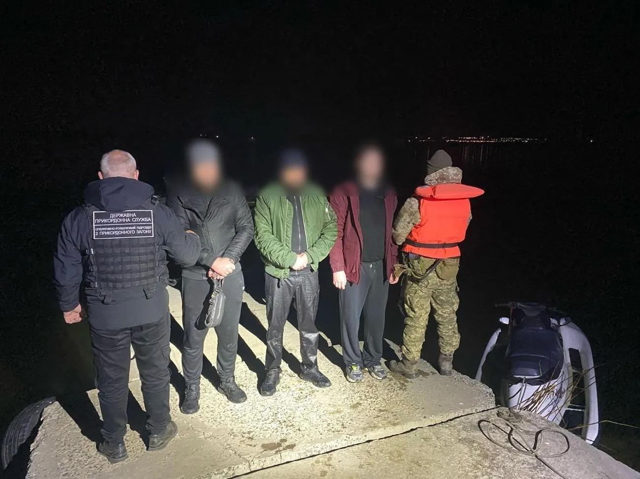 На Одещині ухилянти на гідроскутері перекинулись при спробі перетнути кордон На Одещині ухилянти на гідроскутері перекинулись при спробі перетнути кордон