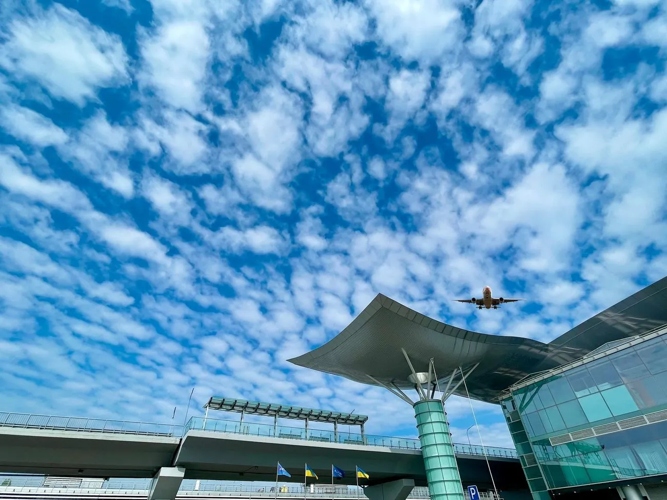 "I will cry": "Boryspil" asked Threads what Ukrainians will say after the airport opens "I will cry": "Boryspil" asked Threads what Ukrainians will say after the airport opens