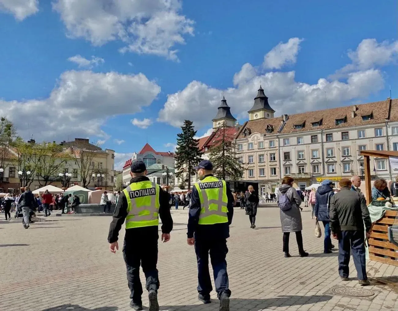 The National Police is strengthening security measures for Easter: patrols near churches and selective inspection of belongings
The National Police is strengthening security measures for Easter: patrols near churches and selective inspection of belongings
