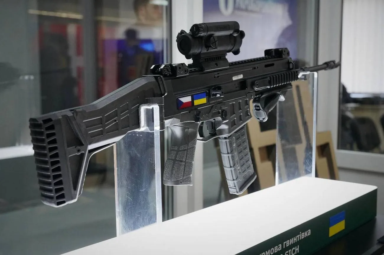 Прощай "Калаш", привет Bren 2 "Sich". ВСУ получат новое стрелковое оружие Прощай "Калаш", привет Bren 2 "Sich". ВСУ получат новое стрелковое оружие