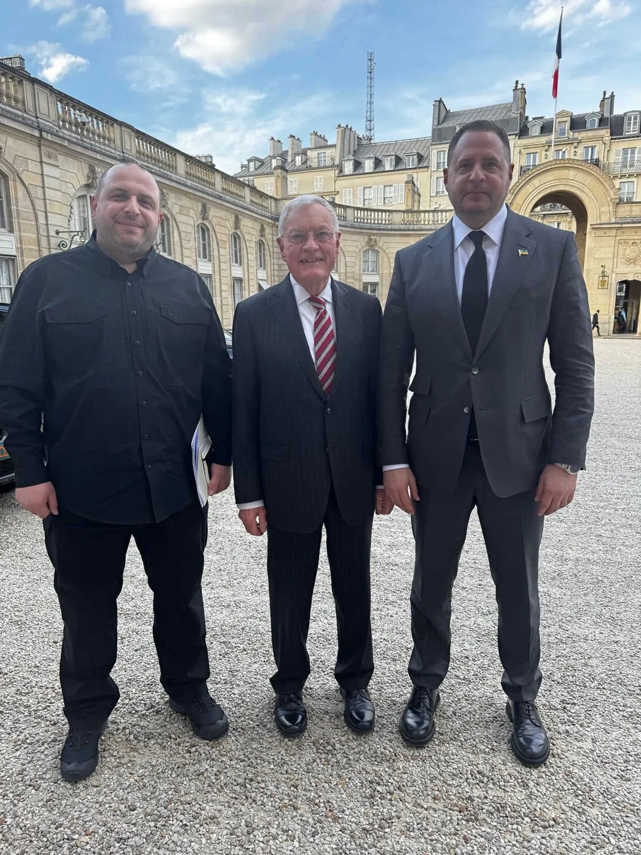 Kellogg called the meetings in Paris on ending the war in Ukraine "very productive" Kellogg called the meetings in Paris on ending the war in Ukraine "very productive"