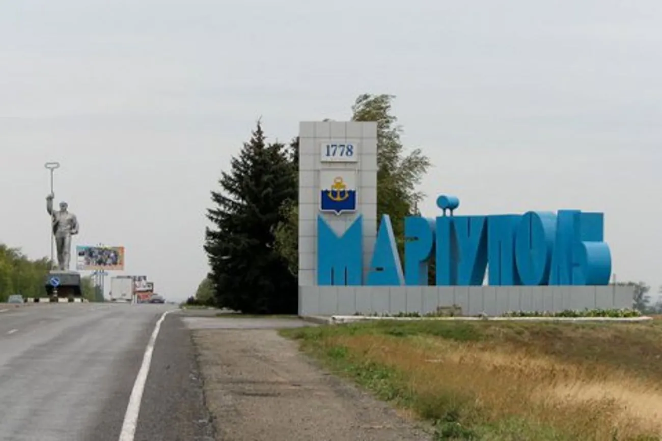 Під Маріуполем уражено базу окупантів - міськрада Під Маріуполем уражено базу окупантів - міськрада