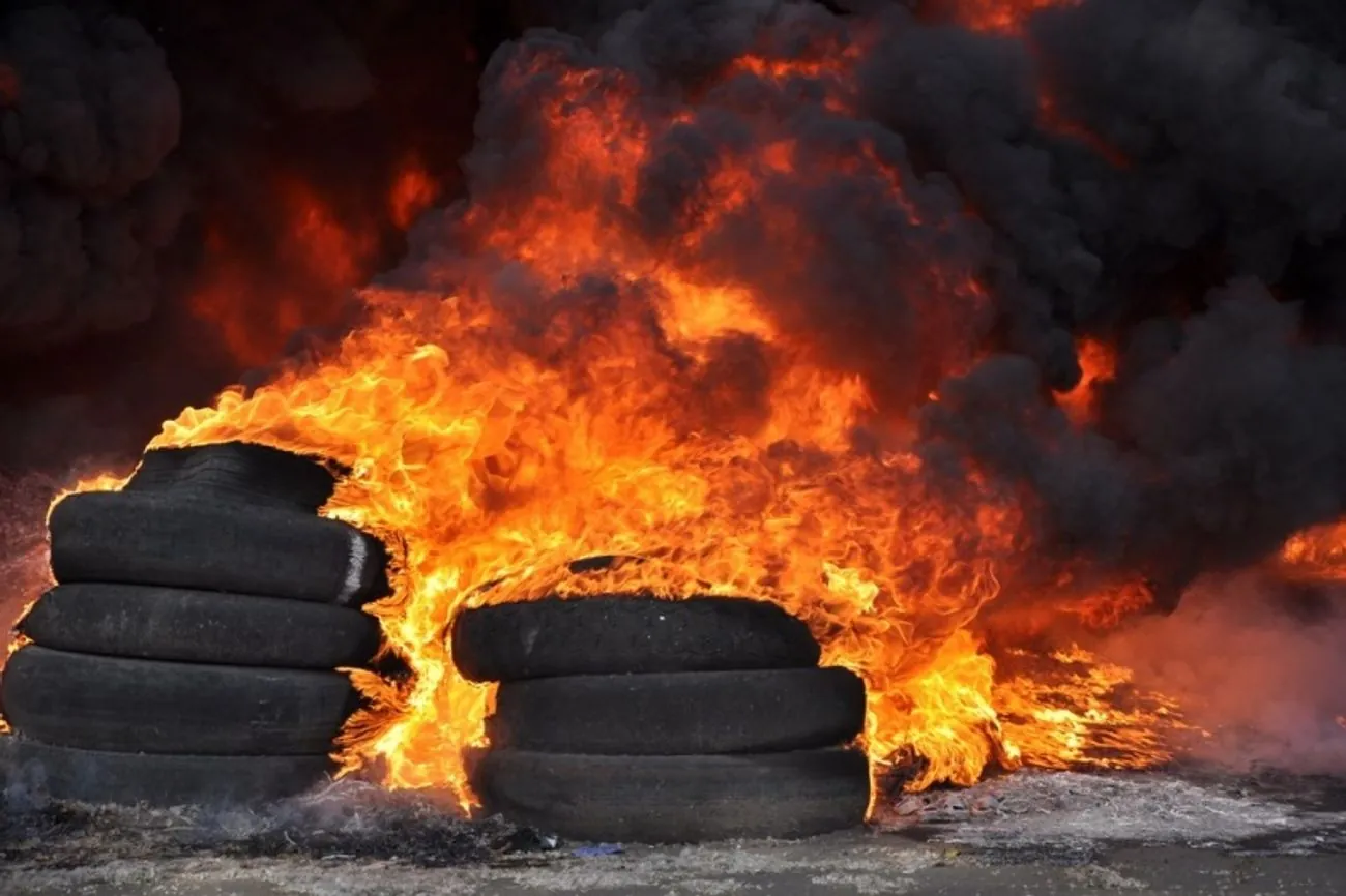 Moldova bans burning tires on Easter under threat of fines Moldova bans burning tires on Easter under threat of fines