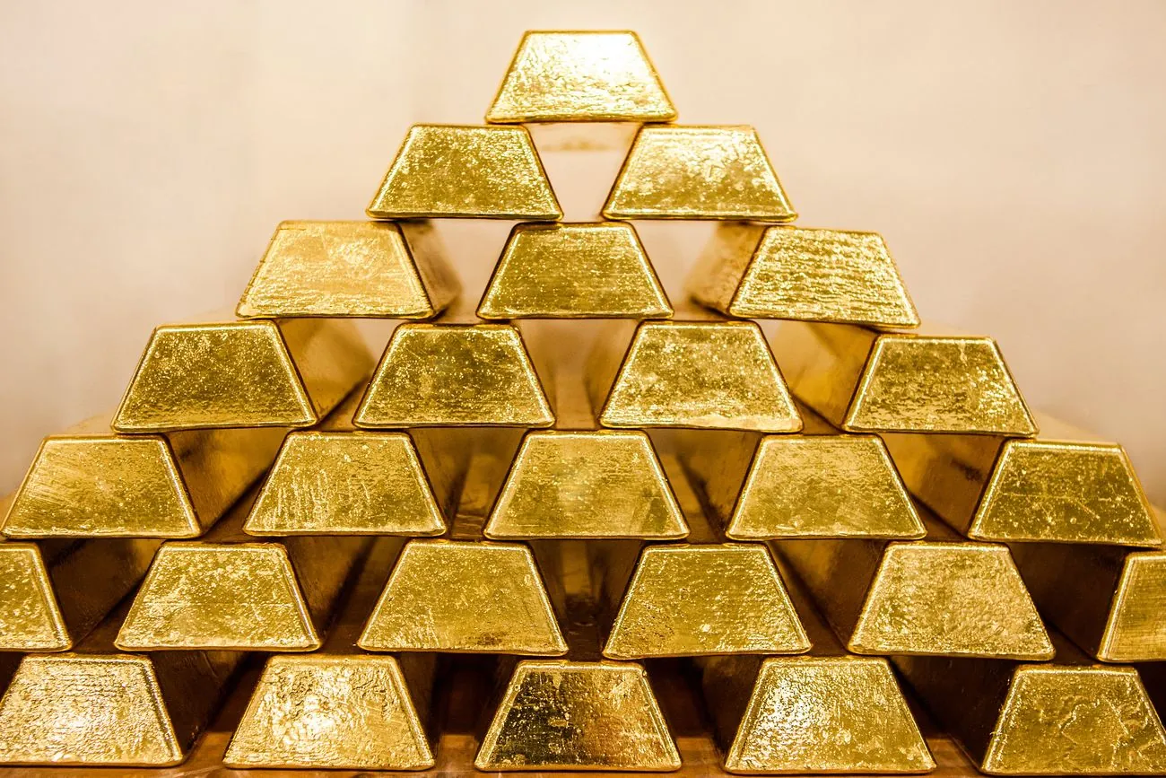 Gold reached a record high amid concerns about the Fed after Trump's words Gold reached a record high amid concerns about the Fed after Trump's words