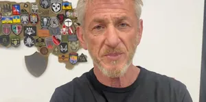Actor Sean Penn Visited Ukraine Again and Met with Ukrainian Defenders